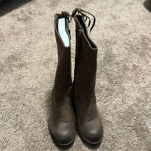 Volatile kids brown lace up girls boots. Brand new in box size 13